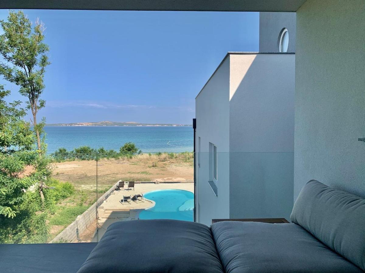 Aparthotel Dalmacija ปริฟลากา ภายนอก รูปภาพ