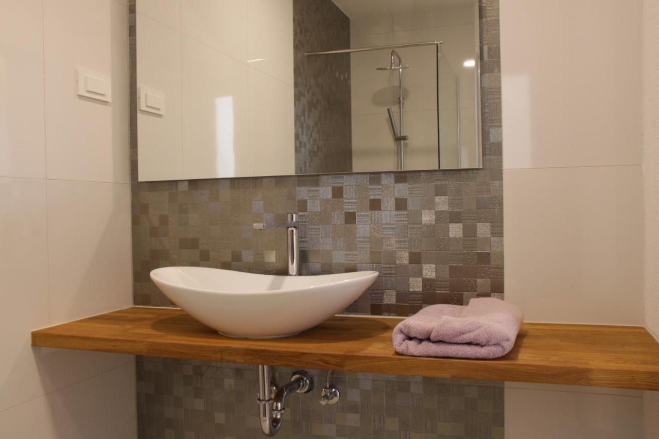 Aparthotel Dalmacija ปริฟลากา ภายนอก รูปภาพ