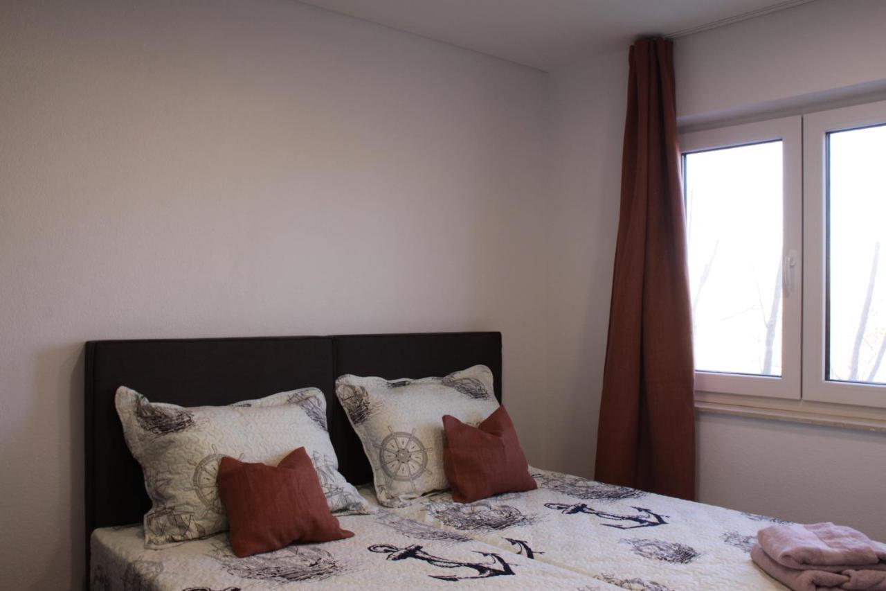 Aparthotel Dalmacija ปริฟลากา ภายนอก รูปภาพ